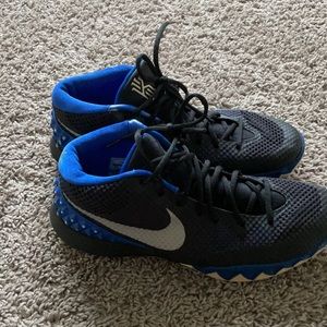 Men’s nike Kyrie 1’s